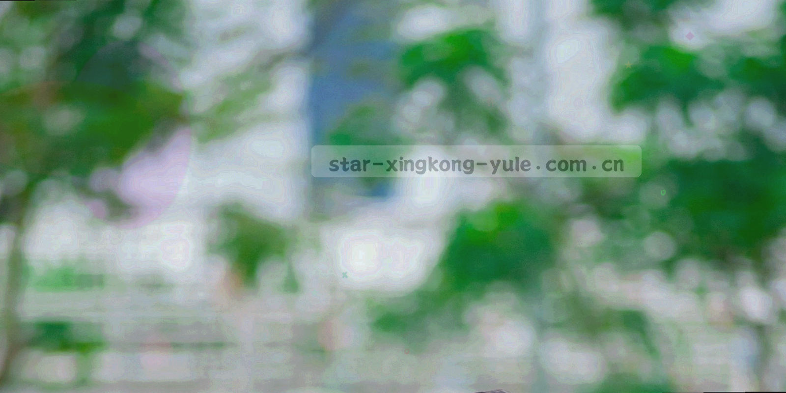深空背景上叠加半透明奶油纸档案层与细密数据线，象征会员信息被归档保护